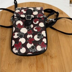 Disney Parks D-Tech MINNIE MOUSE Crossbody Phone Case Wallet Clutch